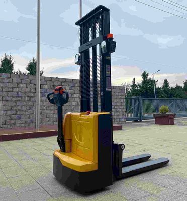 Electric Pallet Stacker with 24V Battery 1070mm Fork Length and 550/680mm Fork Width for Efficient Material Handling